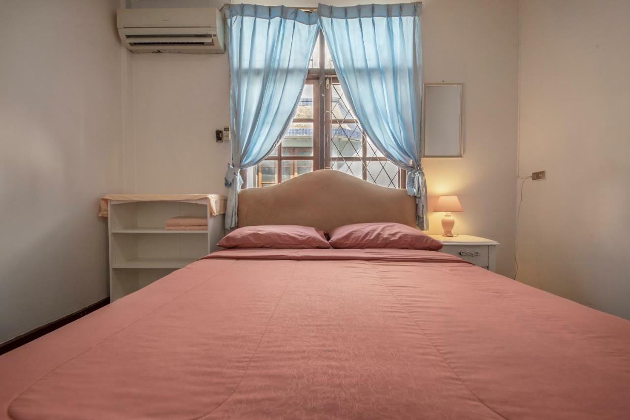 Sira'S House Hotel Bangkok Kültér fotó