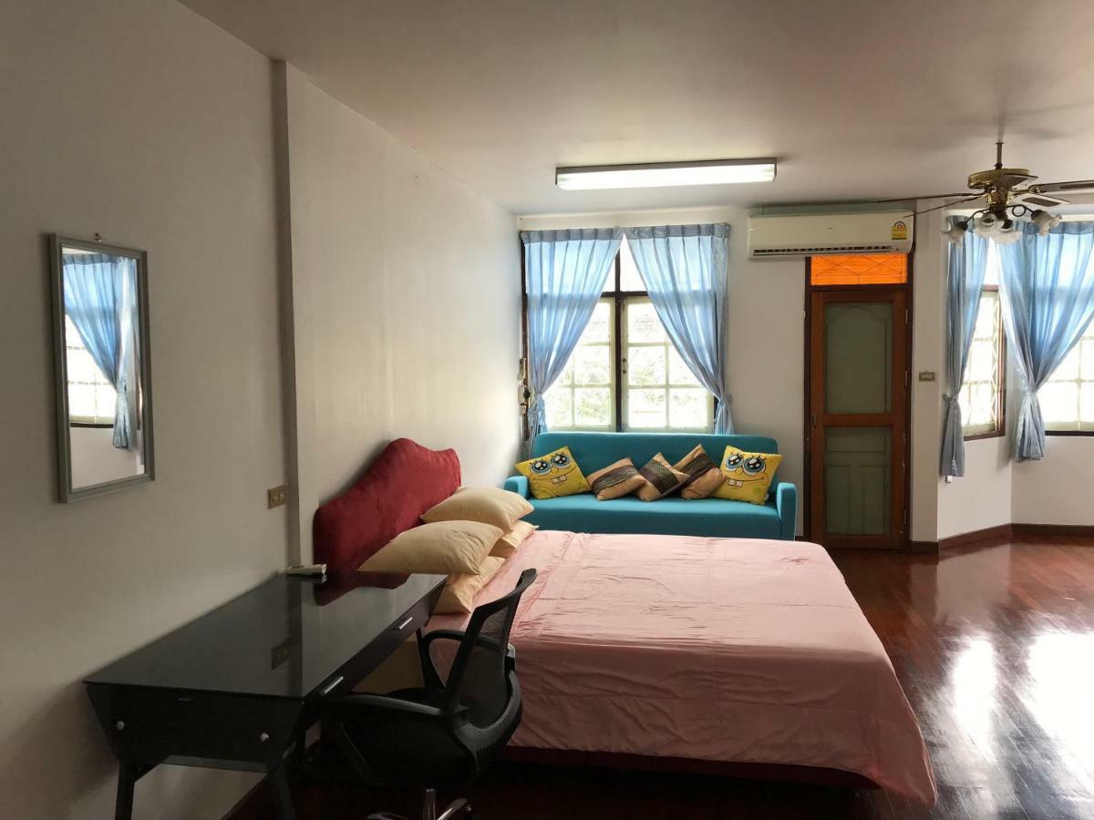 Sira'S House Hotel Bangkok Kültér fotó